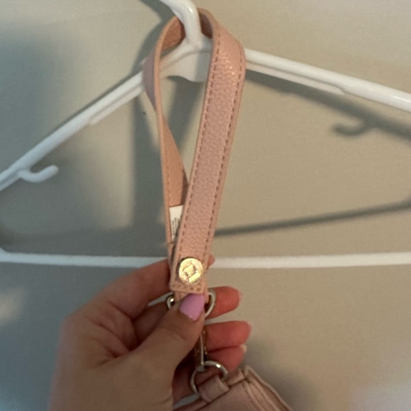 Thirty-One Jewell “T” Embroidered Clutch Wristlet - Picture 6 of 11